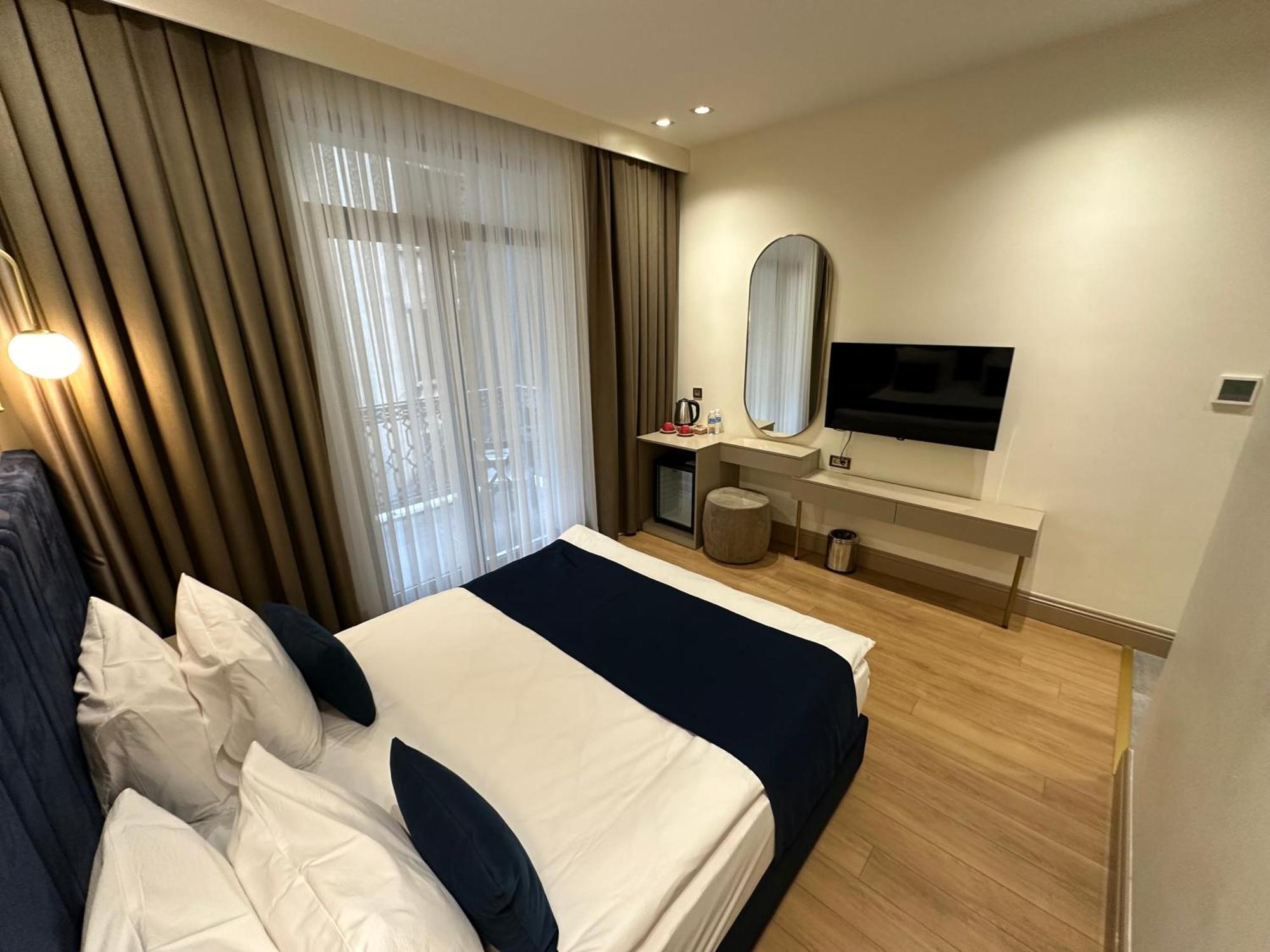 Taksim Bosphorus Hotel Истанбул Екстериор снимка